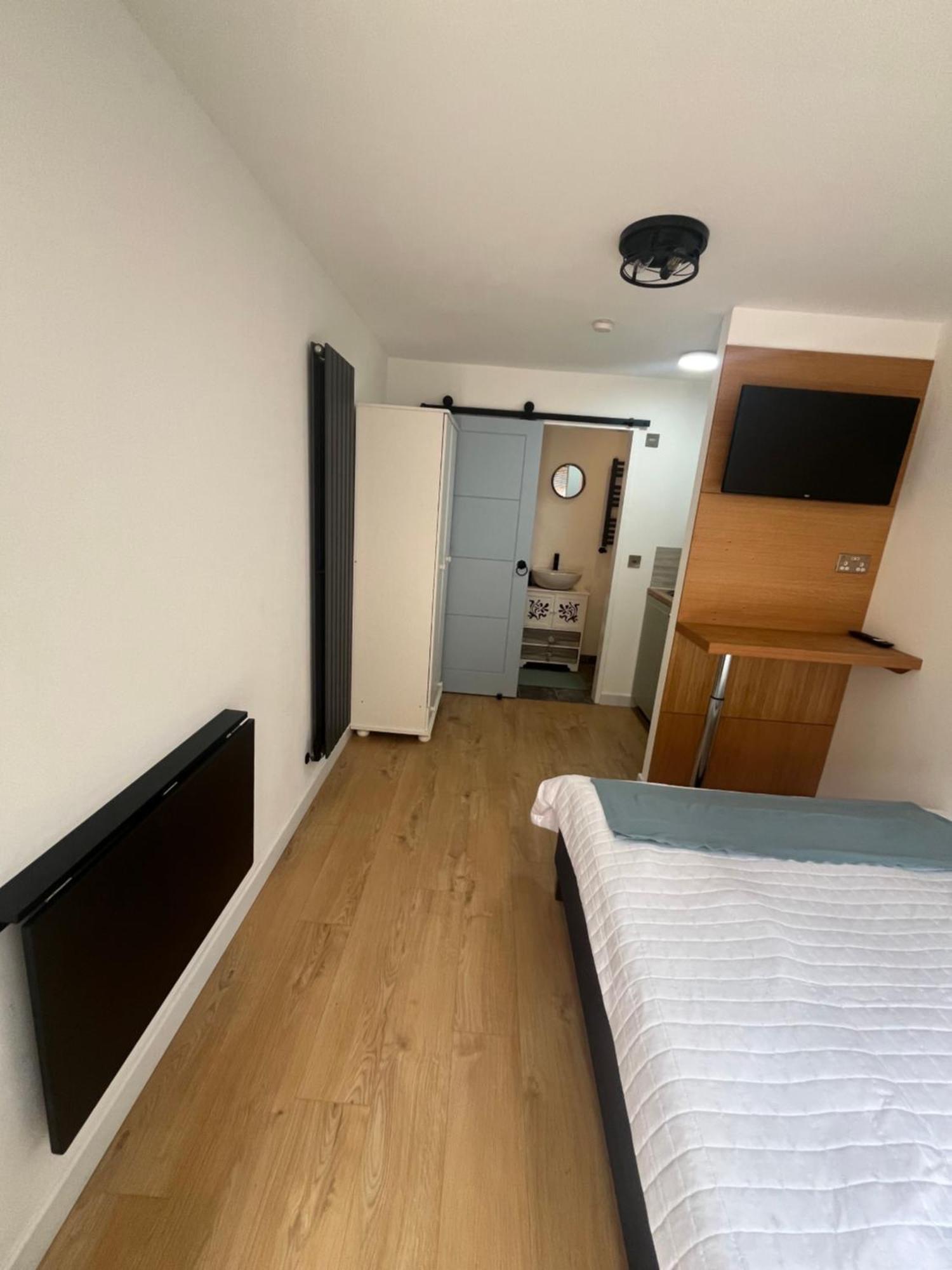 Apartament Teddington Little Gem Londyn Zewnętrze zdjęcie
