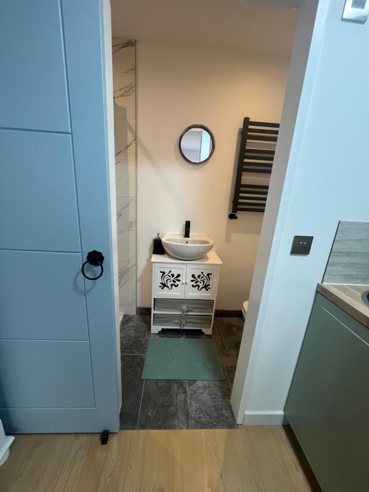 Apartament Teddington Little Gem Londyn Zewnętrze zdjęcie