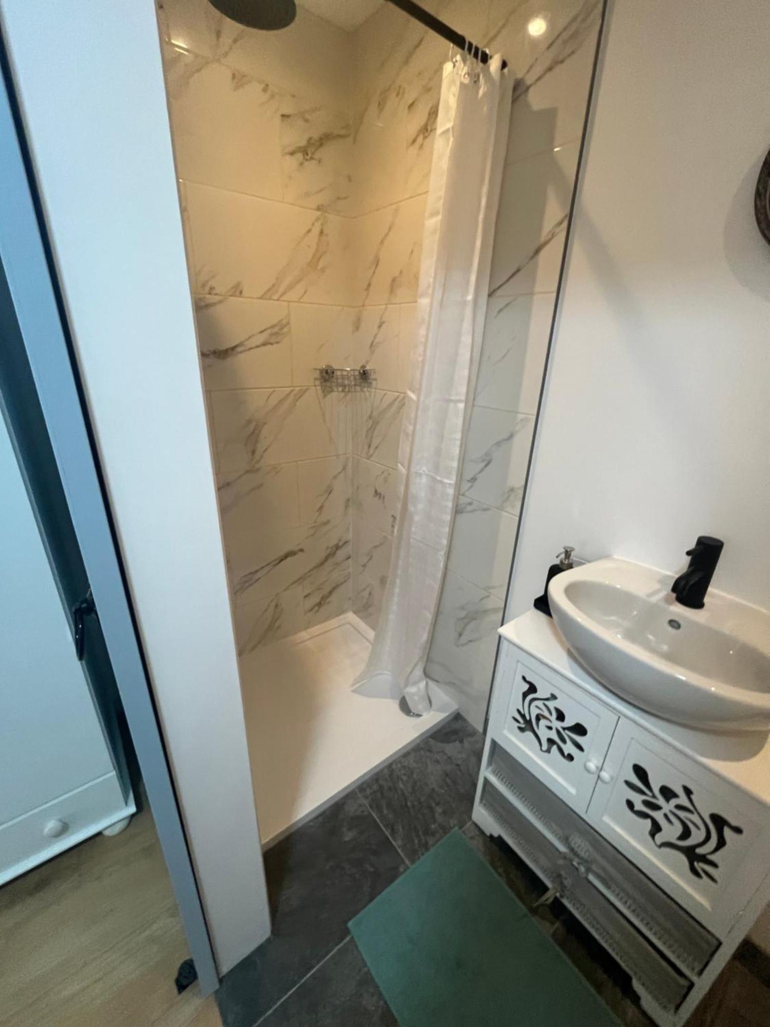 Apartament Teddington Little Gem Londyn Zewnętrze zdjęcie