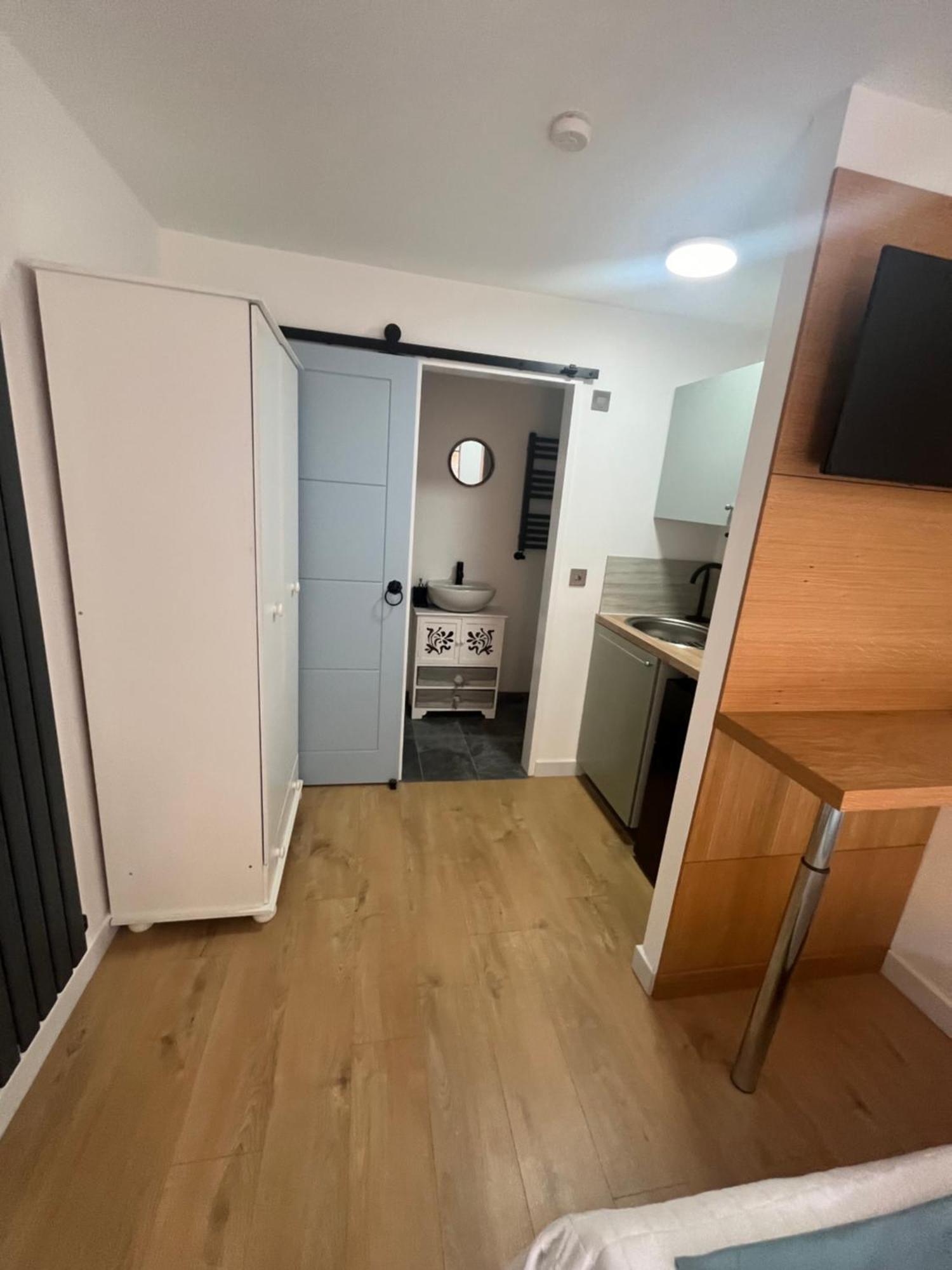 Apartament Teddington Little Gem Londyn Zewnętrze zdjęcie
