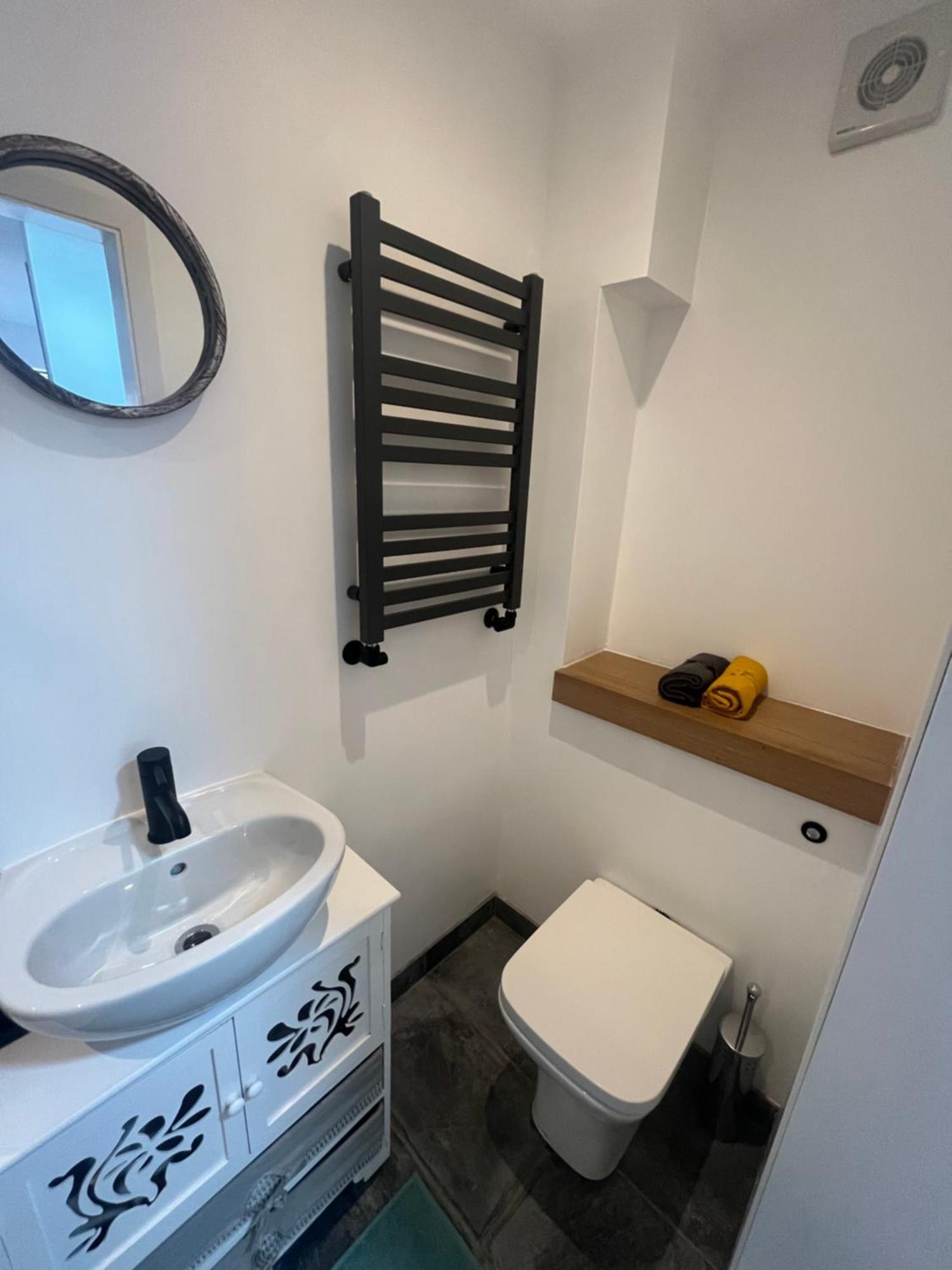 Apartament Teddington Little Gem Londyn Zewnętrze zdjęcie