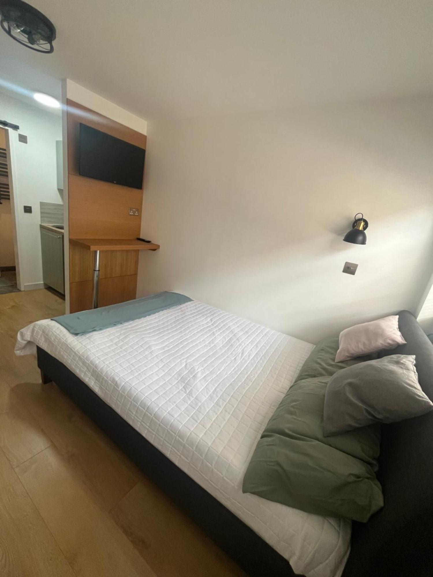 Apartament Teddington Little Gem Londyn Zewnętrze zdjęcie